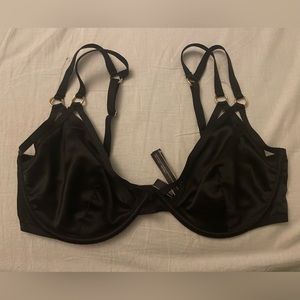 Black sexy Victoria’s Secret bra